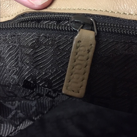 Vintage Leather Gucci - Picture 5 of 8